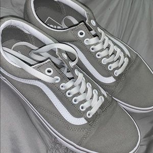 Grey old school band new vans!
